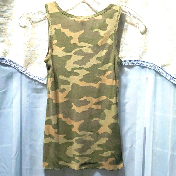 SO CAMOUFLAGE SCOOP NECK GREEN/TAN TANK SZ S - Picture 7 of 9